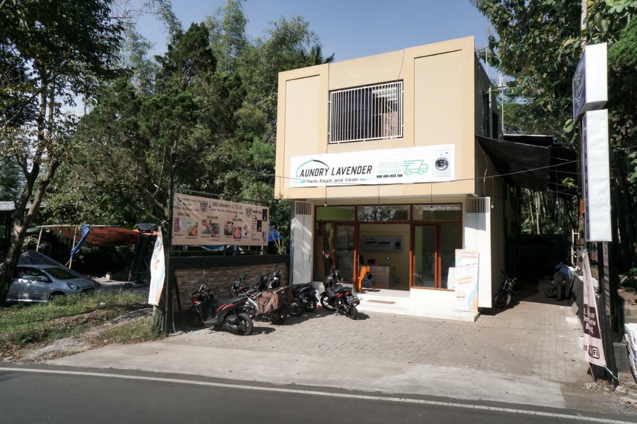 RedDoorz Syariah near Exit Tol Madyopuro Hotel Malang Exterior foto